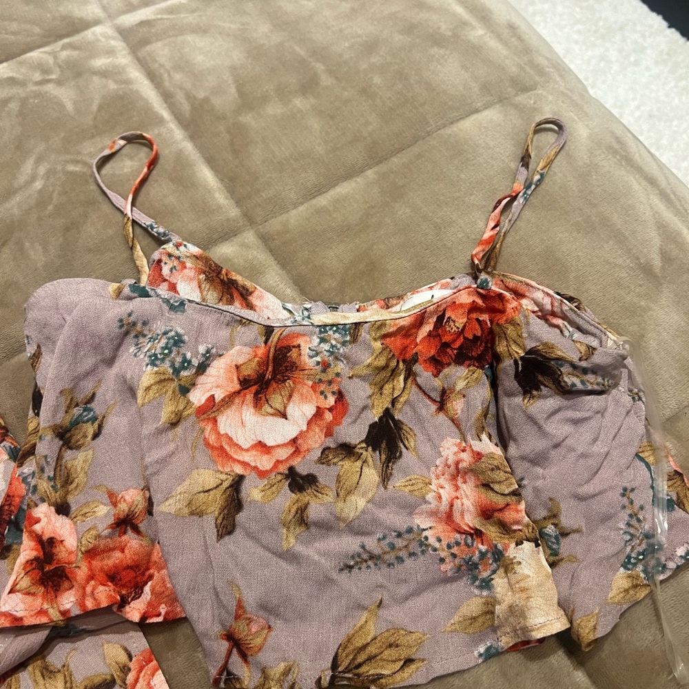 Floral Two Piece Matching Set - Picture 3 of 6